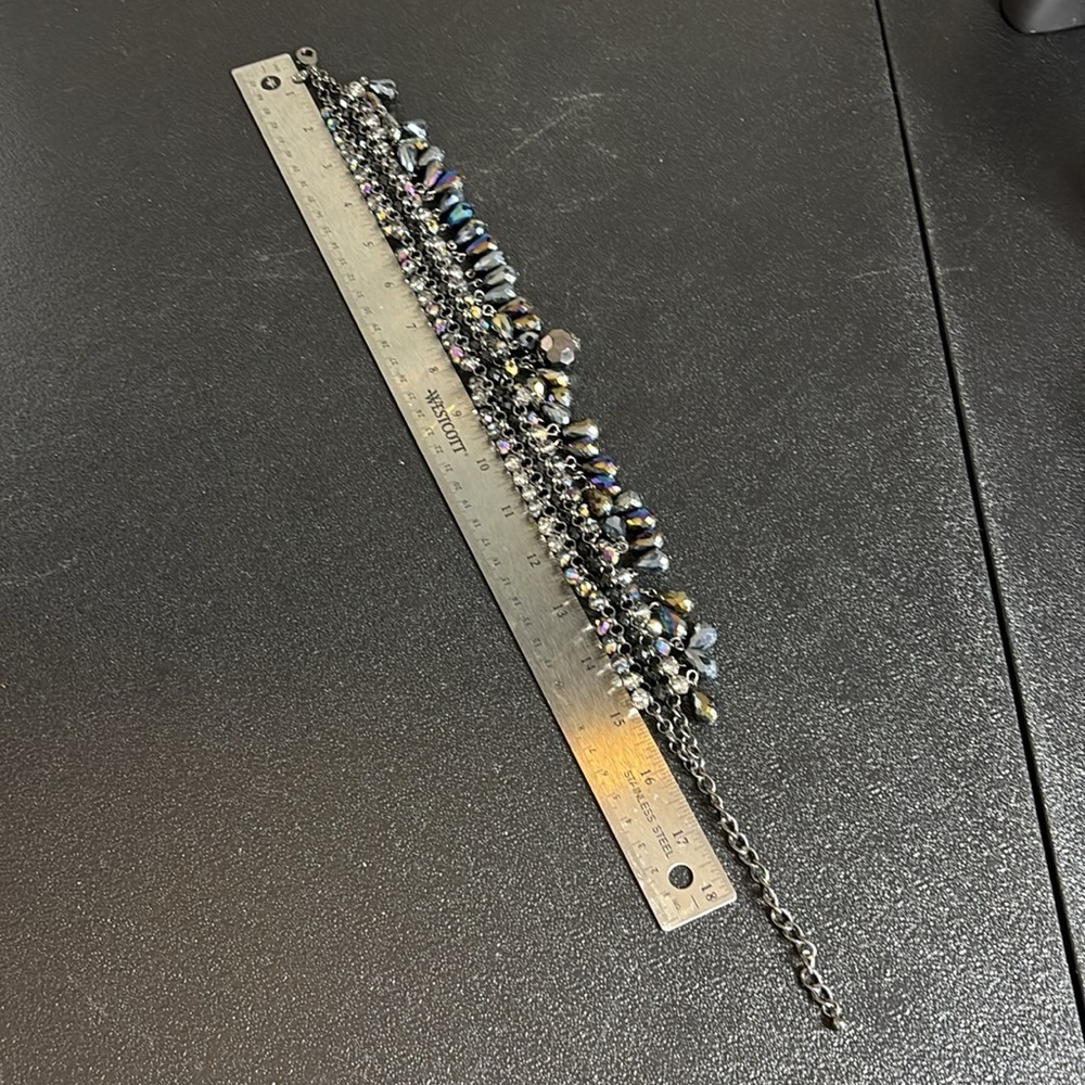 Chico’s Statement Bob AB Aurora Borealis Gunmetal Necklace​ - Picture 6 of 7